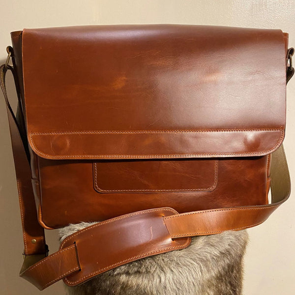 Laptop Messenger Bag